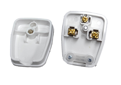 Omni flat pin plug WHG-008 20A 250V with three brass terminals for secure electric connections