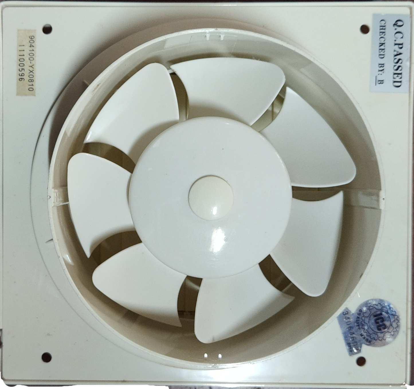 Omni white glass mounted exhaust fan with curved blades for efficient ventilation