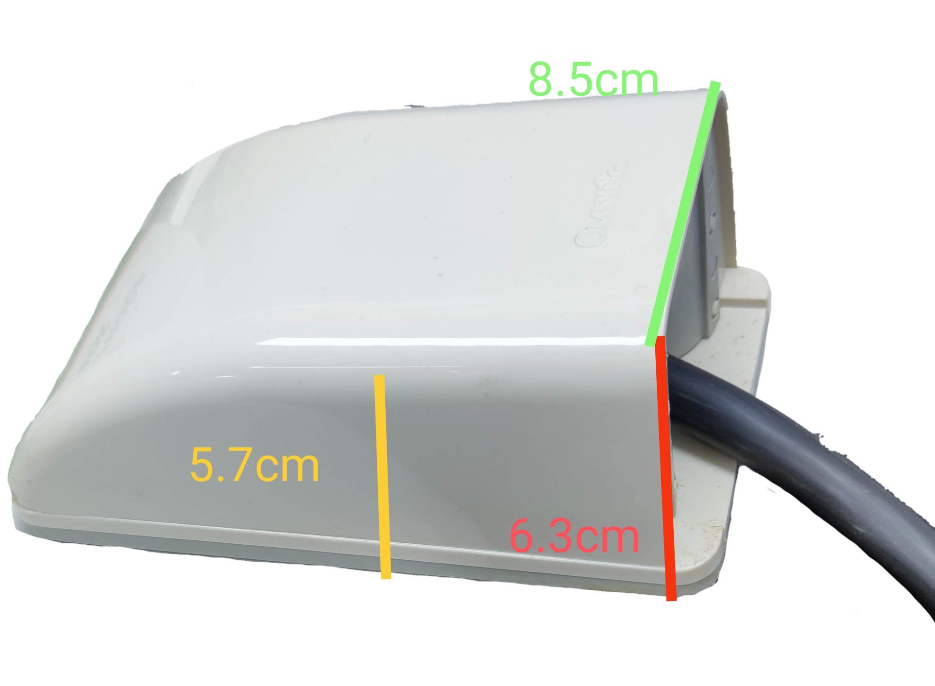 Omni outdoor electrical box cover 1-3 gang in white, measuring 8.5cm by 6.3cm for weatherproof protection