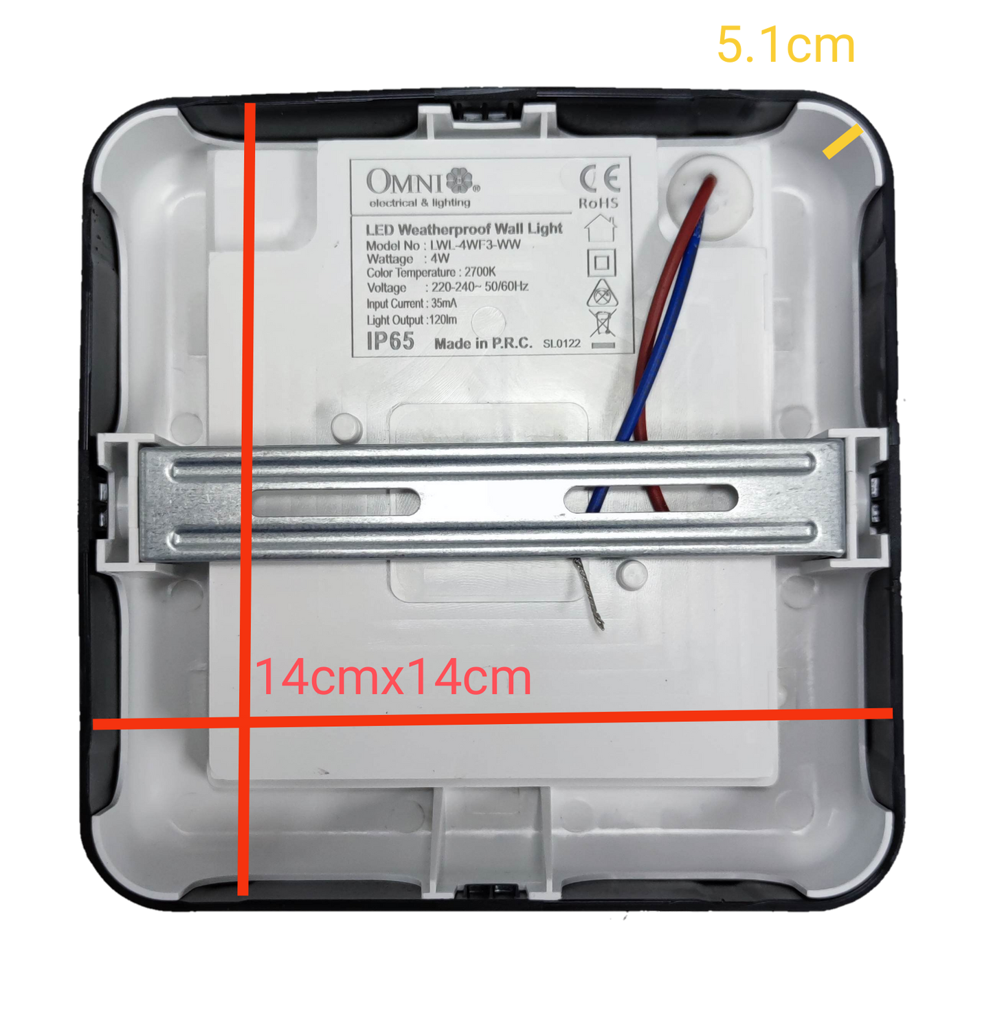 Omni weatherproof outdoor LED wall light Square 2700K with measured dimensions for easy installation