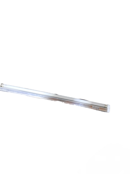 Opple 14W T5 fluorescent tube in sleek design for energy-efficient lighting solutions