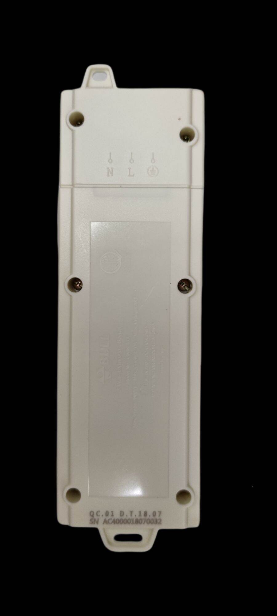 Bull Outlet Universal Type 3 Gang 10A 250V power point switch back panel in white
