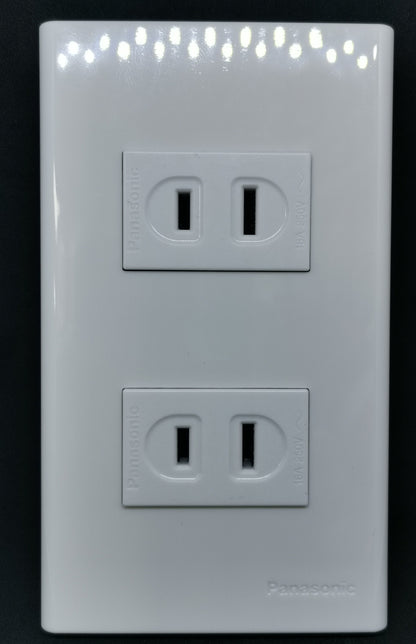 Panasonic WEG1001-5 WEG6802 outlet featuring a sleek white design for modern interiors