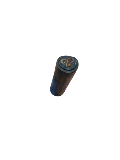 Phelps Dodge 30mm 3 core power cable showing cross-section of copper wires with black insulation