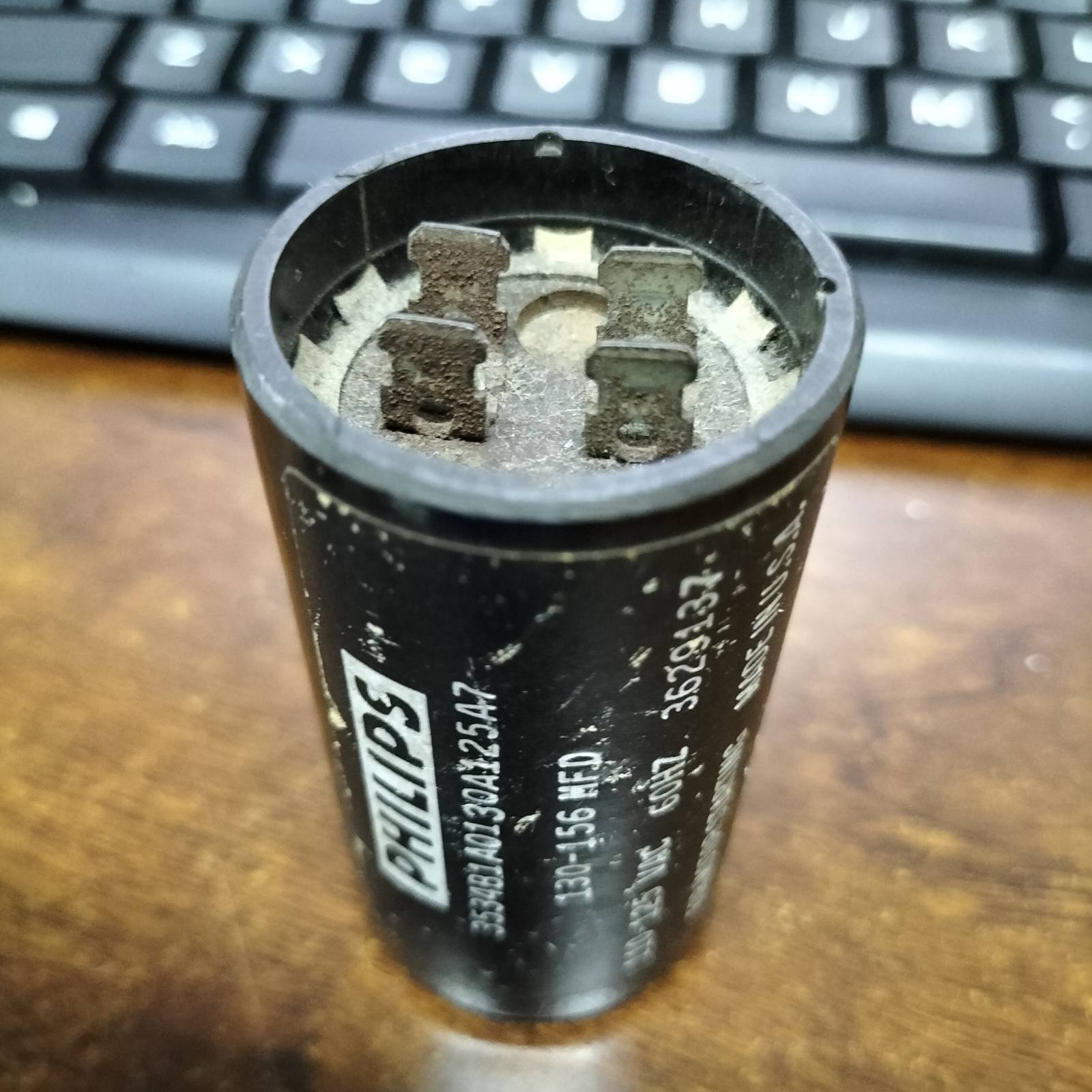 Philips Motor Starting Capacitor 233-280UF for enhancing motor performance and efficiency