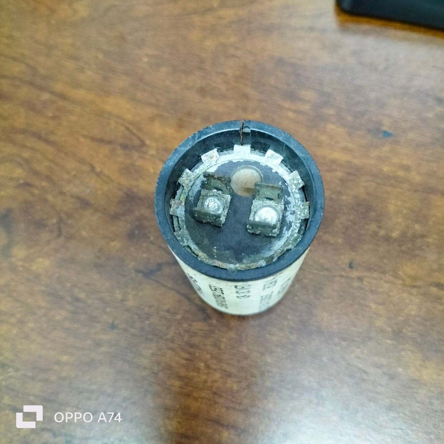 Philips Starting Capacitor 108-130 MFD for electrical circuit applications with dual terminals