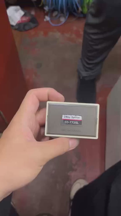 DX 2 Way Splitter for Coaxial Type CATV ED-772SL