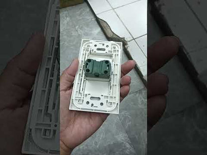 Panasonic 1 Gang Universal Outlet Receptacle Quick Connect Terminal 16A 250V with Plate, 1 Gang Universal Outlet Device Wide Series with Plate, 1 Gang Universal Receptacle Quick Connect Terminal Wide Series with Plate WEG10919-5 / WEG6801W-1