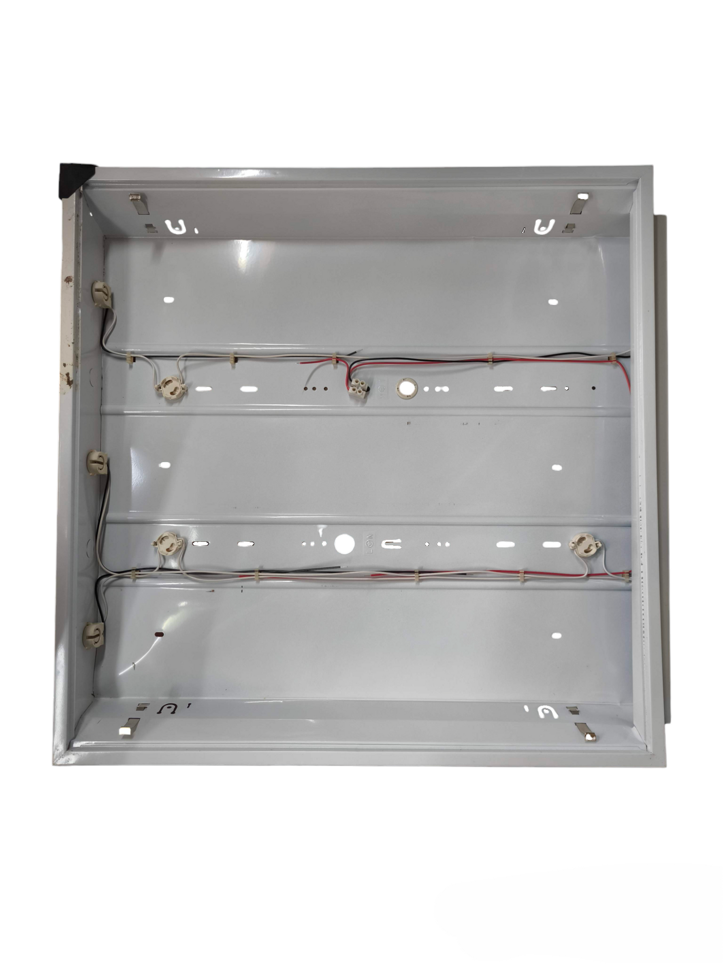 Tokina 3x20W Recessed Fixture for Fluorescent lighting installation with wiring and sockets