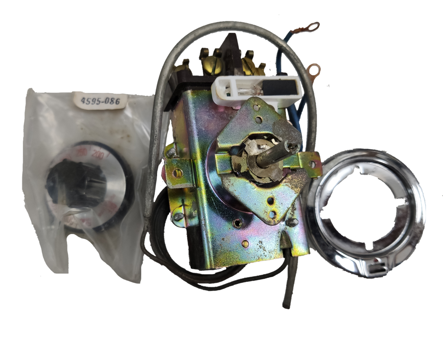 Robertshaw Thermostat 200F to 550F metal cooking equipment part with control knob and mounting ring