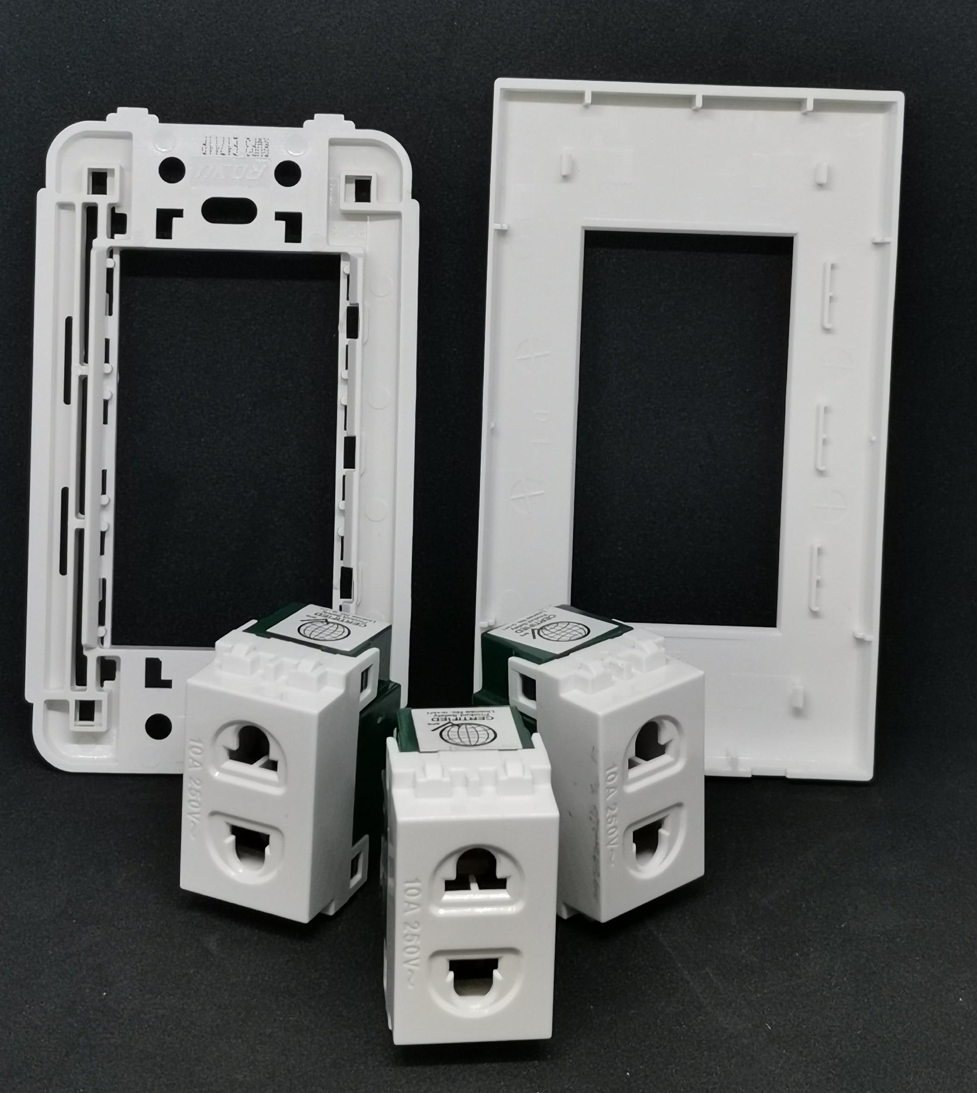 Royu 3 gang universal outlet with plate components including three outlet modules and white mounting plates