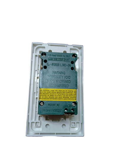 Royu GFCI Outlet 2 Gang with Ground 20A showing back wiring terminals and mounting screws