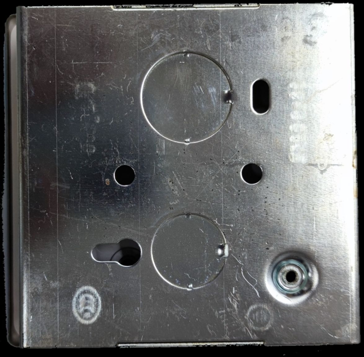 Electx Electrical Supply industrial 30A power outlet metal mounting box for switches and plugs