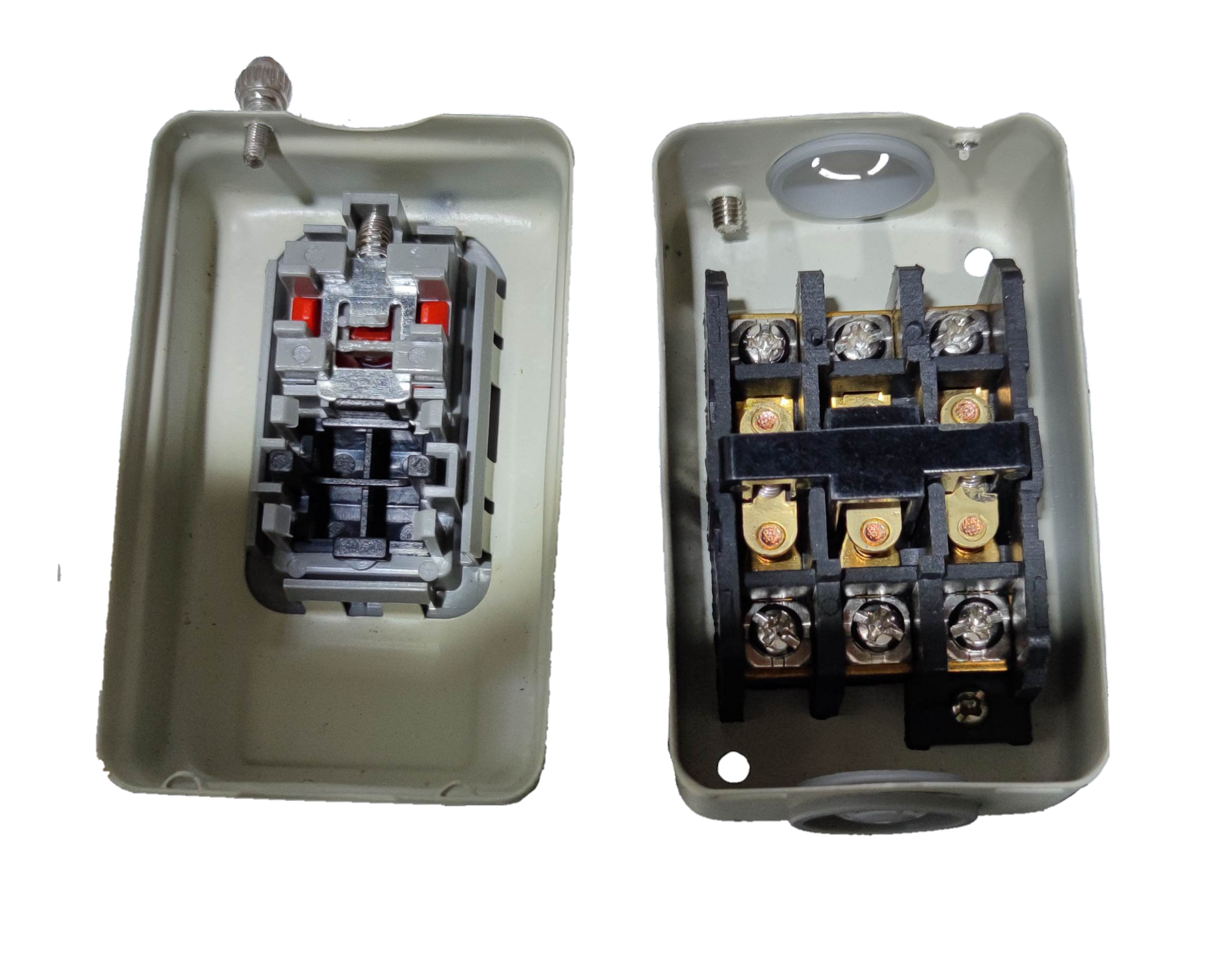 Royu Push Button Switch 15A 250V 3 Pole electrical component inside gray protective casing