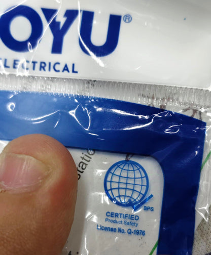 Packaged Royu 4 gang flat pin outlet in clear plastic with blue Royu logo and certification globe