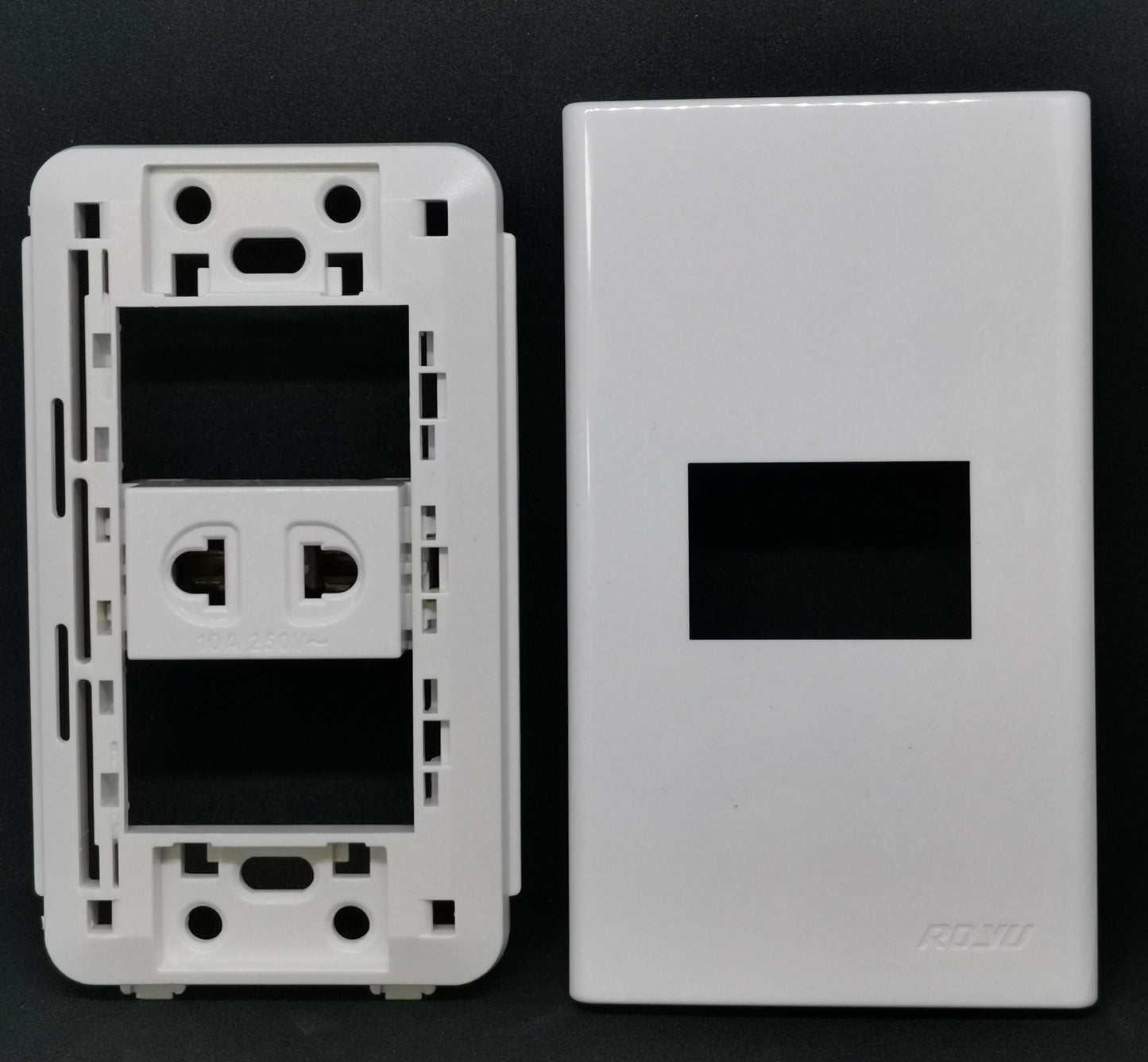 Royu 1 Gang Universal Outlet with Plate white modular faceplate and mounting frame for power devices