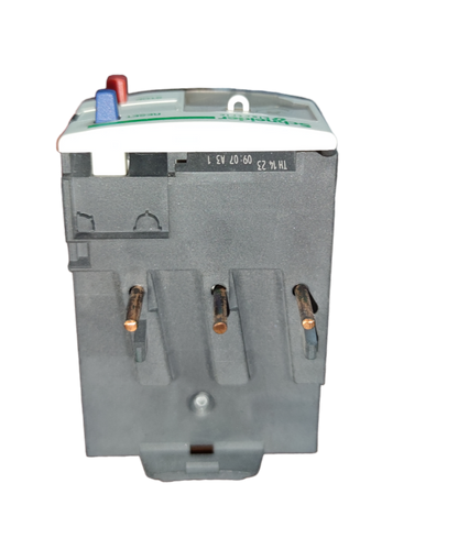 Overload Relay LRD05 Schneider with clear view of connections and settings for electrical applications