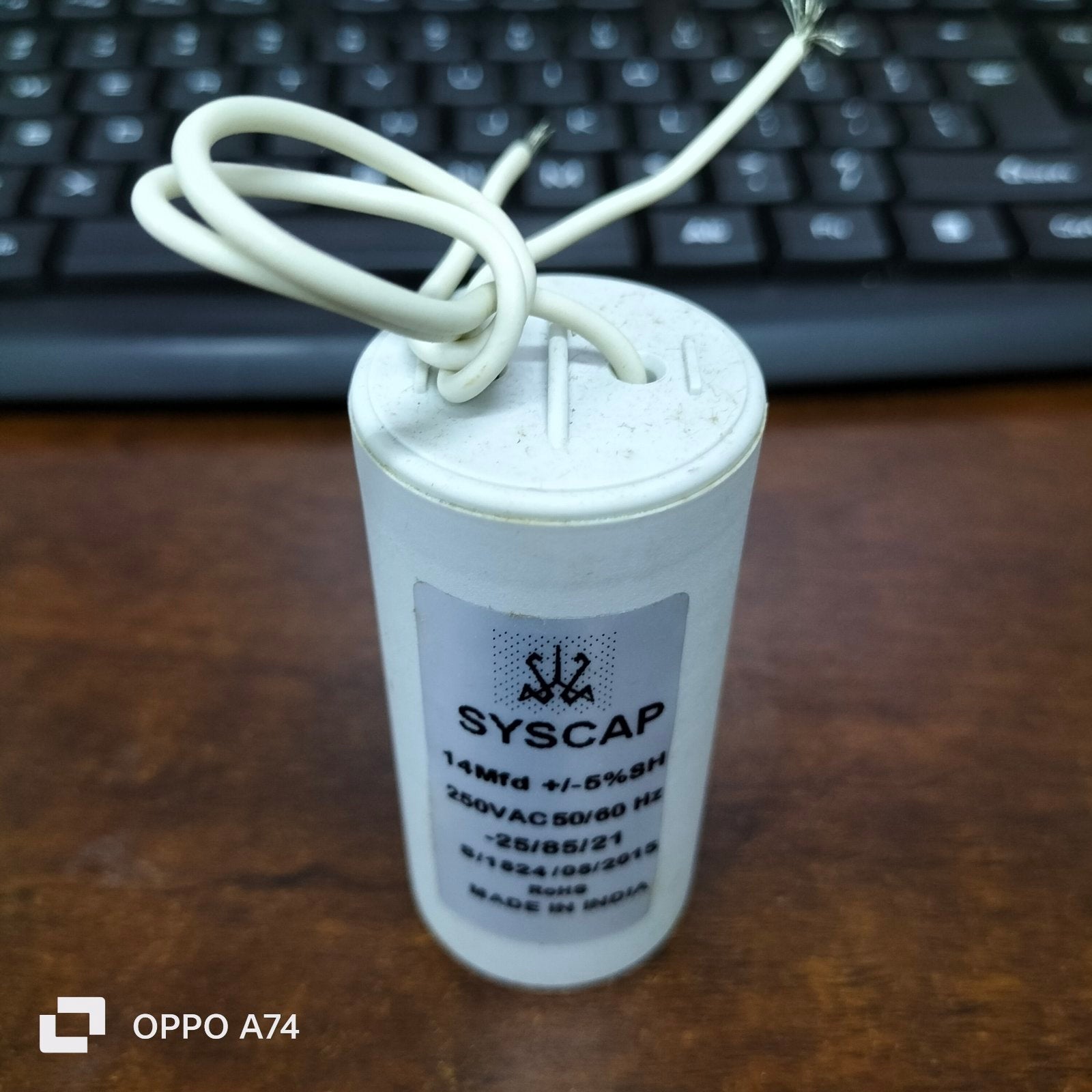 Syscap 14MFD 250 VAC Running Capacitor for electrical applications with wire connections