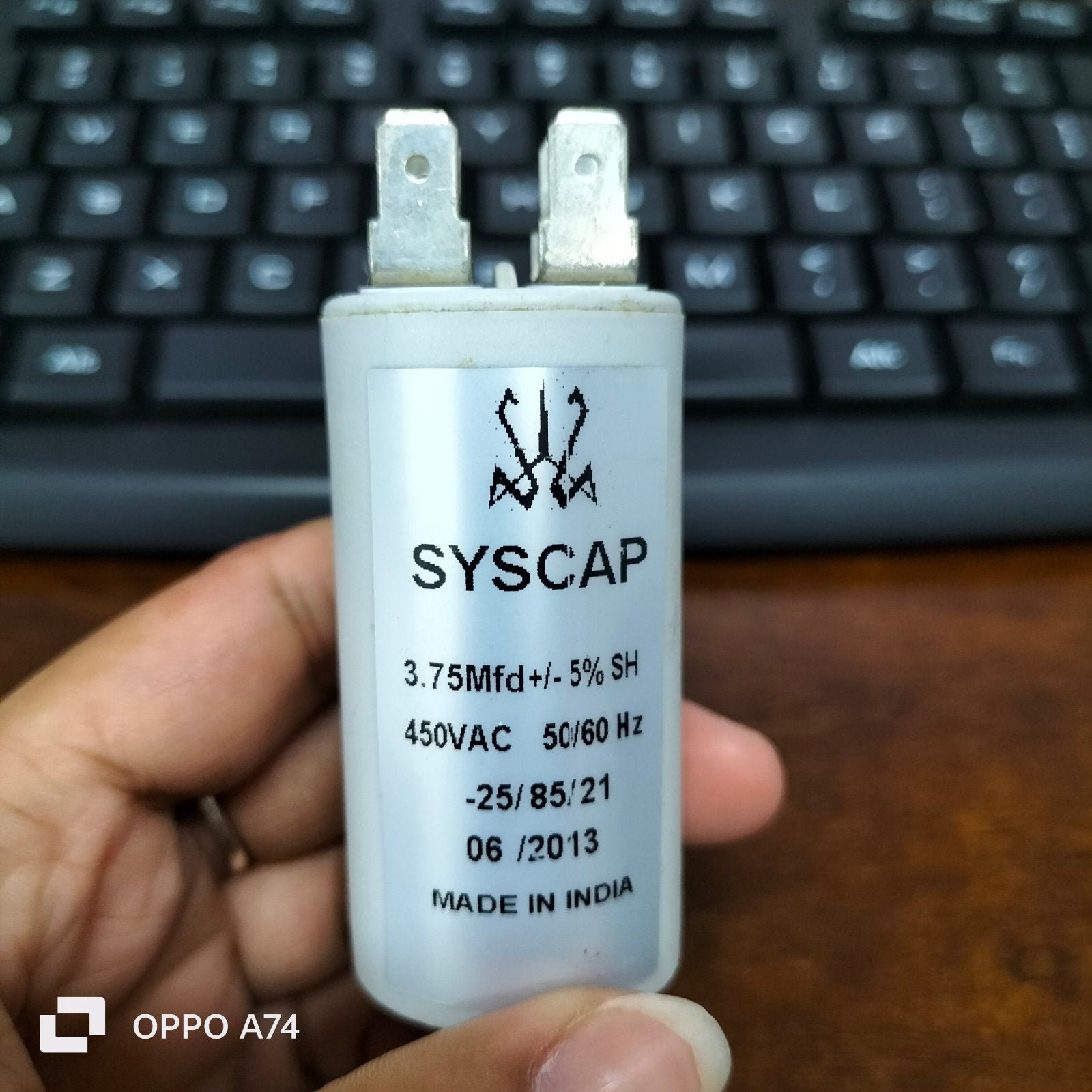 SYSCAP motor capacitor 450V AC 3.75Mfd with +/- 5% tolerance for electrical applications