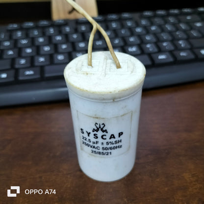 Syscap motor capacitor for industrial use 22.5 µF 250 VAC 50 60Hz with wires
