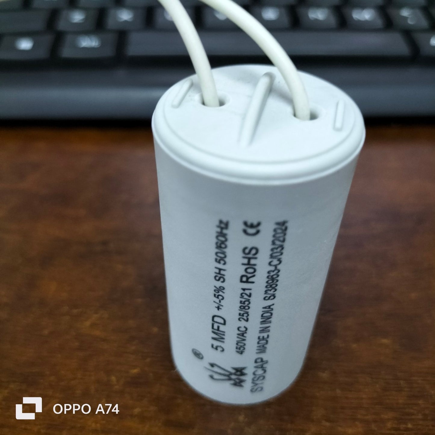 Syscap Running Capacitor 5MFD 450V with two connection wires for electrical applications