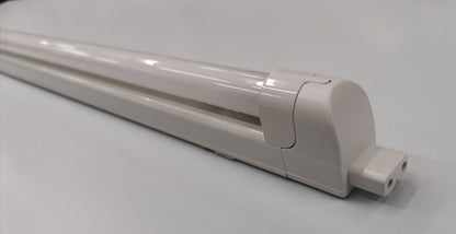 Philips T5 Fluorescent Lamp 28 Watts Daylight tube light with white plastic end caps