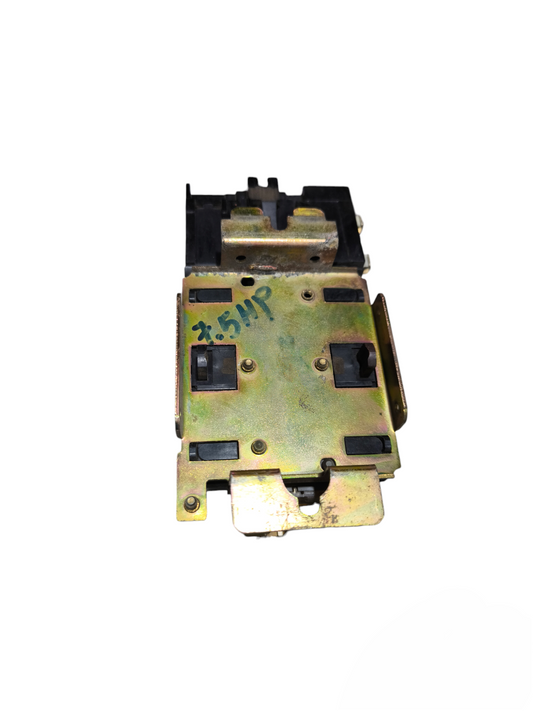 Telemecanique Magnetic Contactor with metal and black plastic components for power control