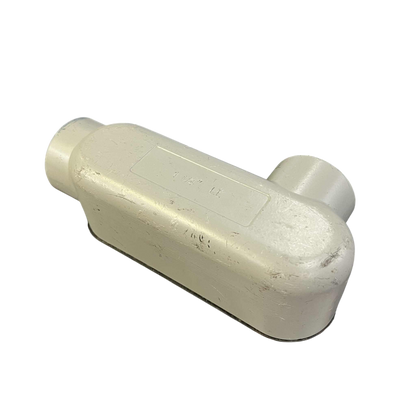 Threaded LL conduit body for electrical circuitry, made of durable metal for reliable connections