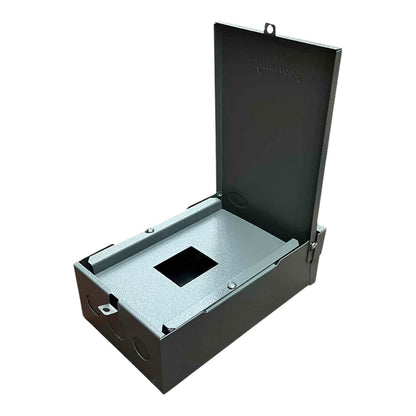 America Nema 3R Panel Box Housing for TQC 2 Pole Bolt-on Circuit Breakers