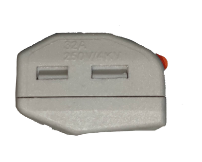 32A 250V electrical connector in white plastic casing for electrical circuitry parts