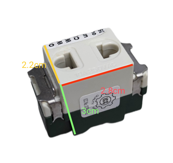 Omni Universal Outlet 10A 250V Classic Series white electrical power socket with metal mounting brackets