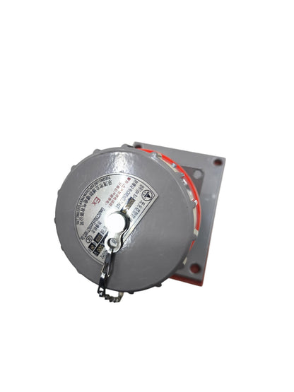 Grippes 300A 3PE chassis socket electrical component with round gray casing and metal connector