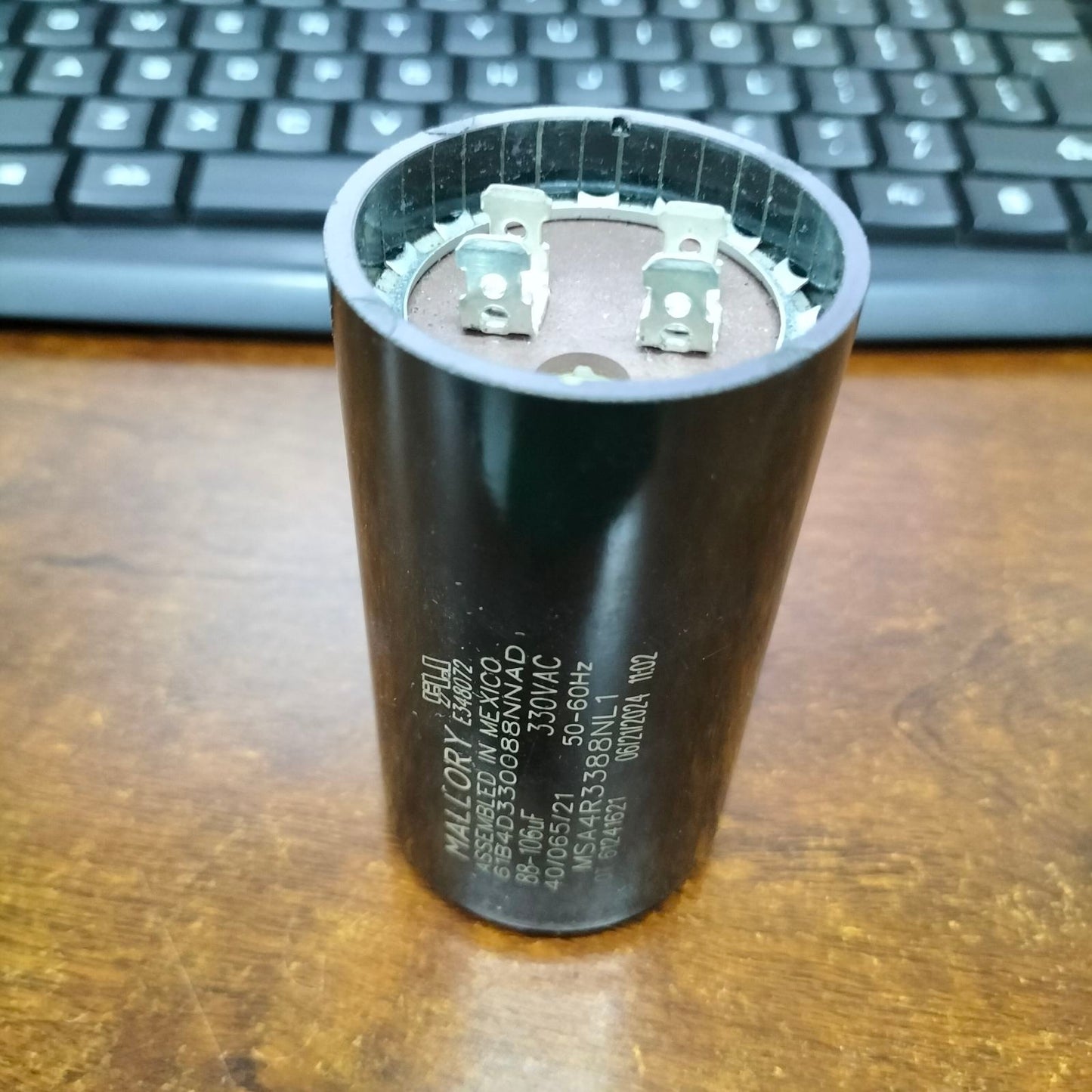 Mallory Motor Starting Capacitor 88 to 106UF 330 VAC