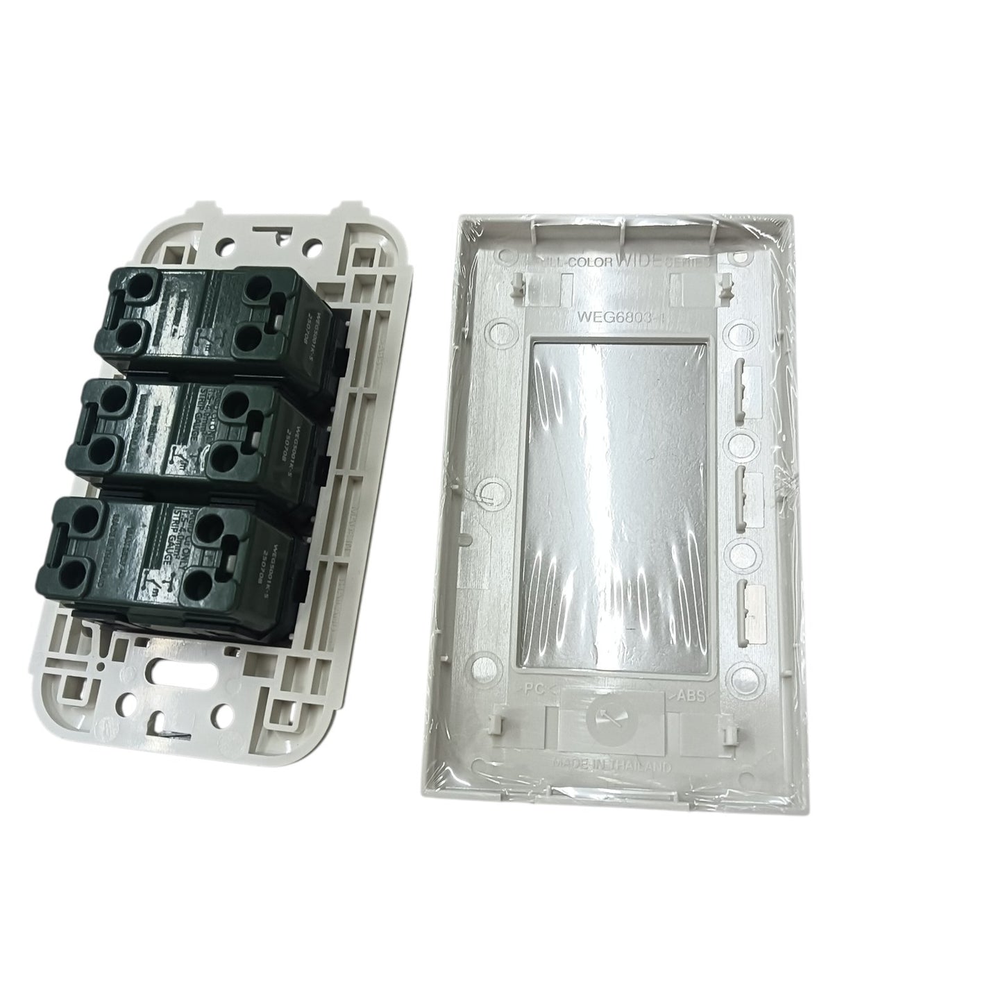 Panasonic 3 Gang Switch 1 Way, Wall Switch 3 Devices WEG5001-K/WEG6803