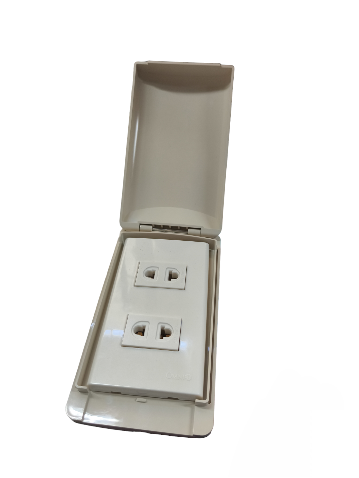 Omni Weatherproof 2 Gang Universal Outlet 15A with protective cover closed open showing dual sockets