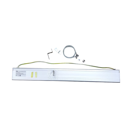 FSL 18W LED Linear Suspension Light 220V Daylight 6500K 1350 Lm Aluminum IP20 120 Beam Angle SSPL3C-18 600mm x 70mm x 70mm Pendant Mounting