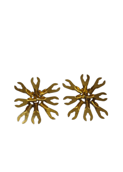 Y Terminal 5mm Y Size Y-91 connectors with a metallic finish for secure electrical connections