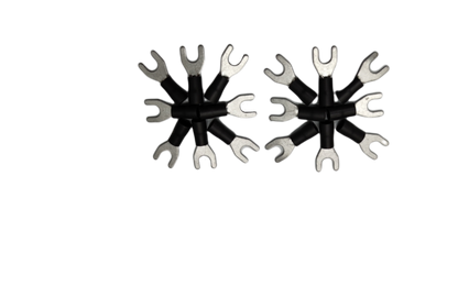 Y Terminal With Insulation 5.5mm electrical connectors with black insulation on a black background